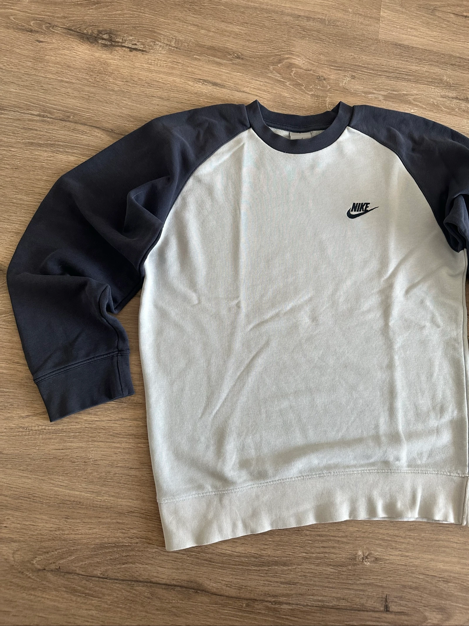 Sweat Nike Vintage bicolore bleu marine et ciel – photo 3